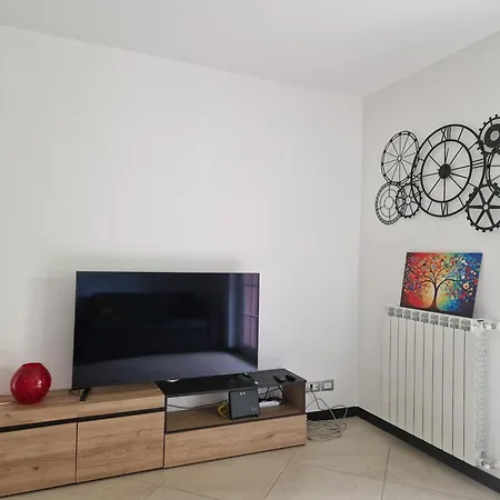 84 House Apartment Finale Ligure