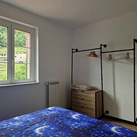 Apartment 84 House Finale Ligure