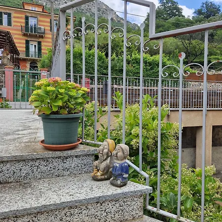 Apartment 84 House Finale Ligure